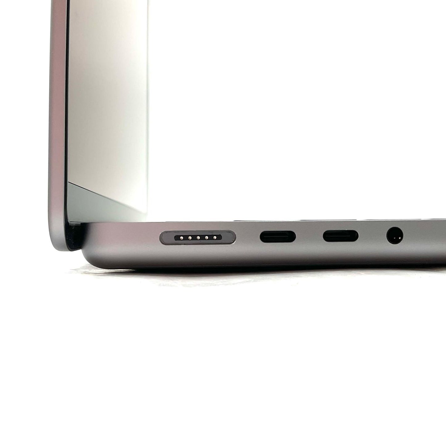 【全額返金保証】【最速発送】Apple MacBook Pro 14インチ 2023 Apple M3 8GB SSD 512GB スペースグレイ 99.5% 動作確認済