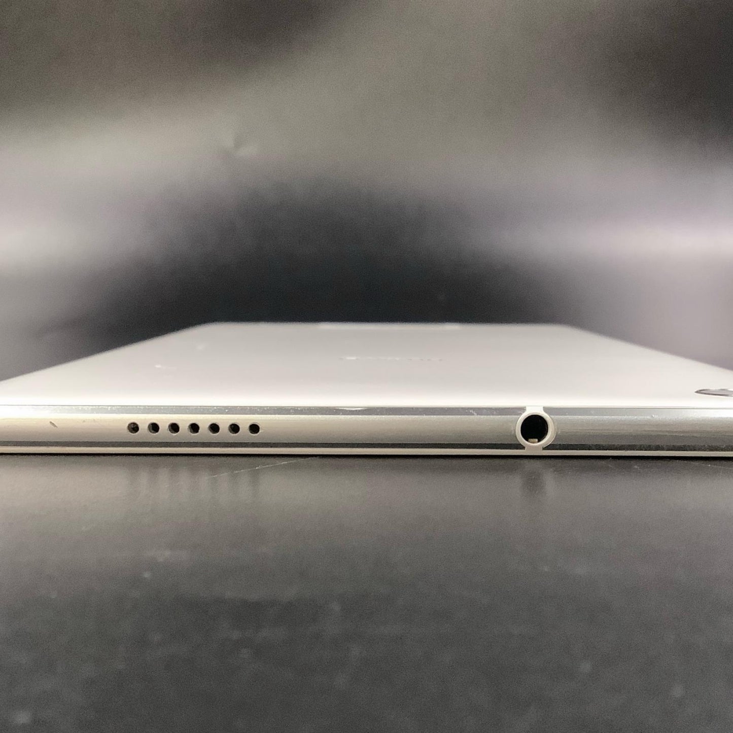 【全額返金保証】【最速発送】Huawei MadiaPad M3 Lite s 8インチ 16GB Softbank 白ロム 動作確認済