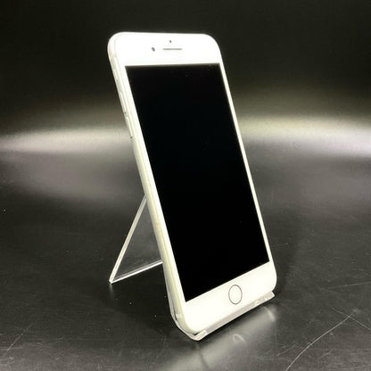 【全額返金保証】【最速発送】Apple iPhone iPhone 8 Plus 64GB シルバー au 白ロム 動作確認済 70%
