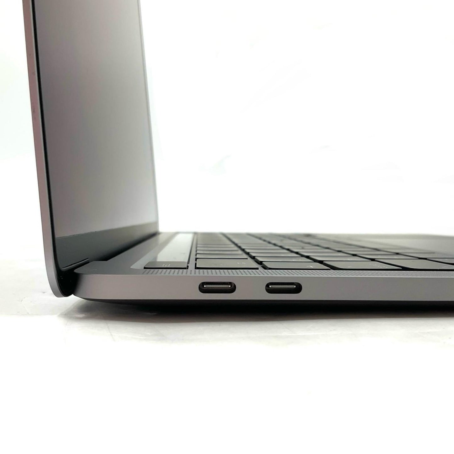 【全額返金保証】【最速発送】Apple MacBook Pro 13インチ 2020 Apple M1 8GB SSD 256GB スペースグレイ 94% 動作確認済