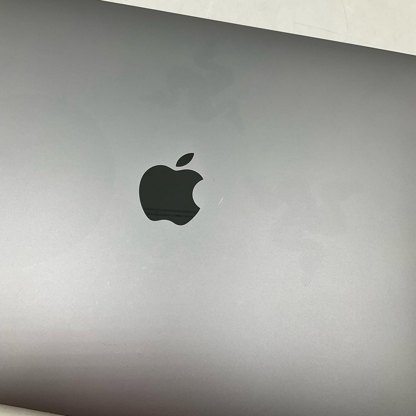 【全額返金保証】【最速発送】Apple MacBook Pro 13インチ 2020 Apple M1 8GB SSD 256GB スペースグレイ 94% 動作確認済