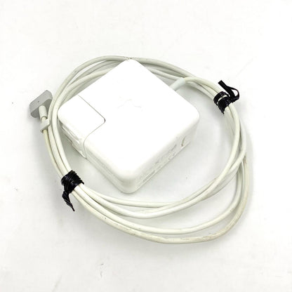 【全額返金保証】【最速発送】Apple MacBook Air 13インチ 2017 Intel Core i5 8GB SSD 256GB シルバー 動作確認済