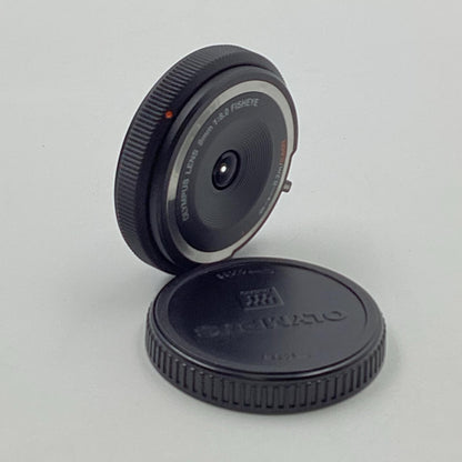 【全額返金保証】【最速発送】OLYMPUS フィッシュアイボディーキャップレンズ BCL-0980 [ブラック] 美品 動作確認済