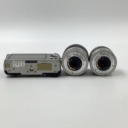 【全額返金保証】【最速発送】PENTAX デジタル一眼 PENTAX Q10 ダブルズームキット [シルバー] シルバー 動作確認済