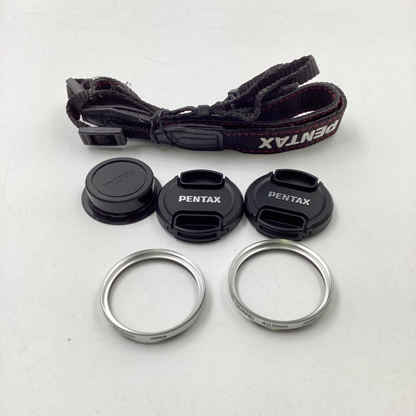 【全額返金保証】【最速発送】PENTAX デジタル一眼 PENTAX Q10 ダブルズームキット [シルバー] シルバー 動作確認済
