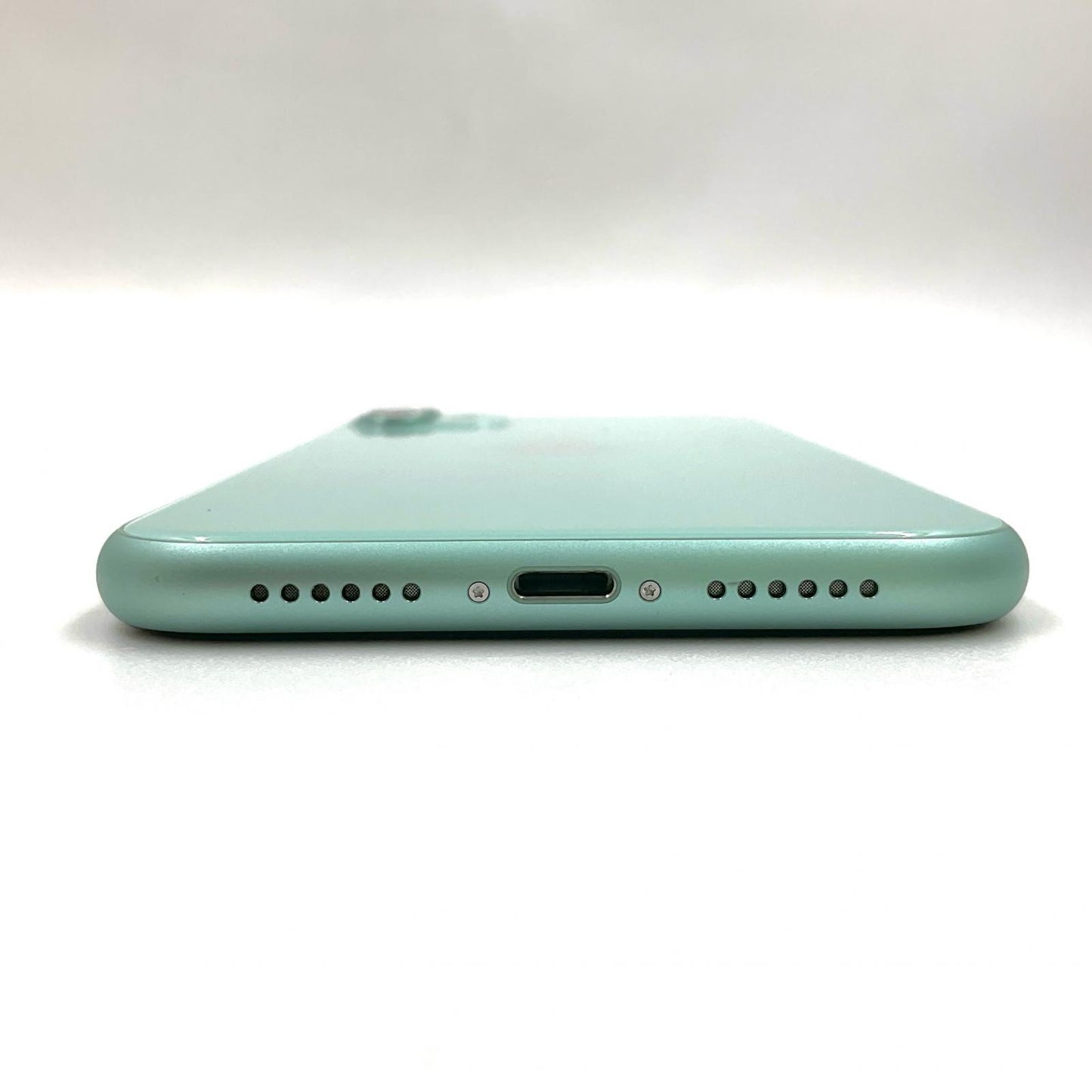 【全額返金保証】【最速発送】Apple iPhone iPhone 11 64GB グリーン SIMフリー 白ロム 動作確認済 78%