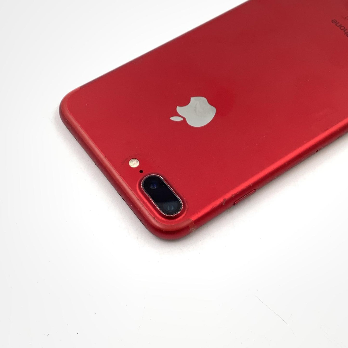 【全額返金保証】【最速発送】Apple iPhone iPhone 7 Plus 128GB RED docomo 白ロム 動作確認済 85%