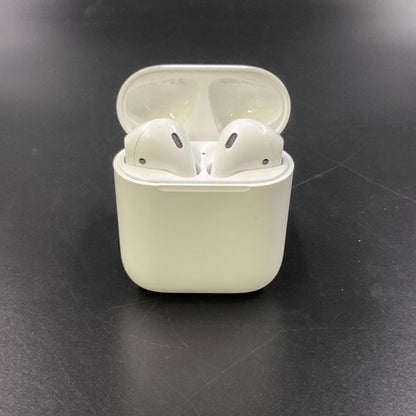 【全額返金保証】【最速発送】Apple AirPods with Charging Case 動作確認済