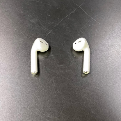 【全額返金保証】【最速発送】Apple AirPods with Charging Case 動作確認済