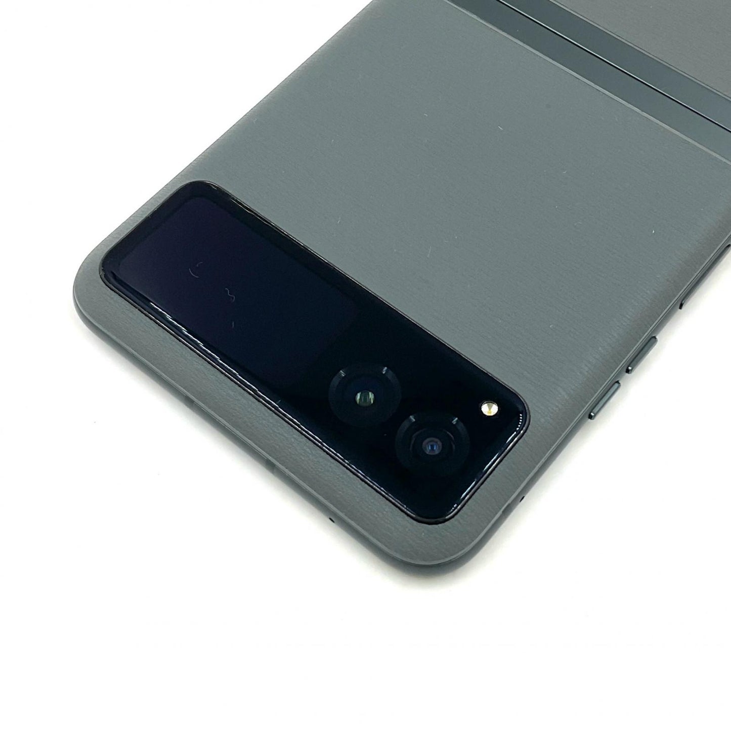 【全額返金保証】【最速発送】Motorola razr 40 256GB セージグリーン SIMフリー XT2323-4 白ロム 超美品 動作確認済