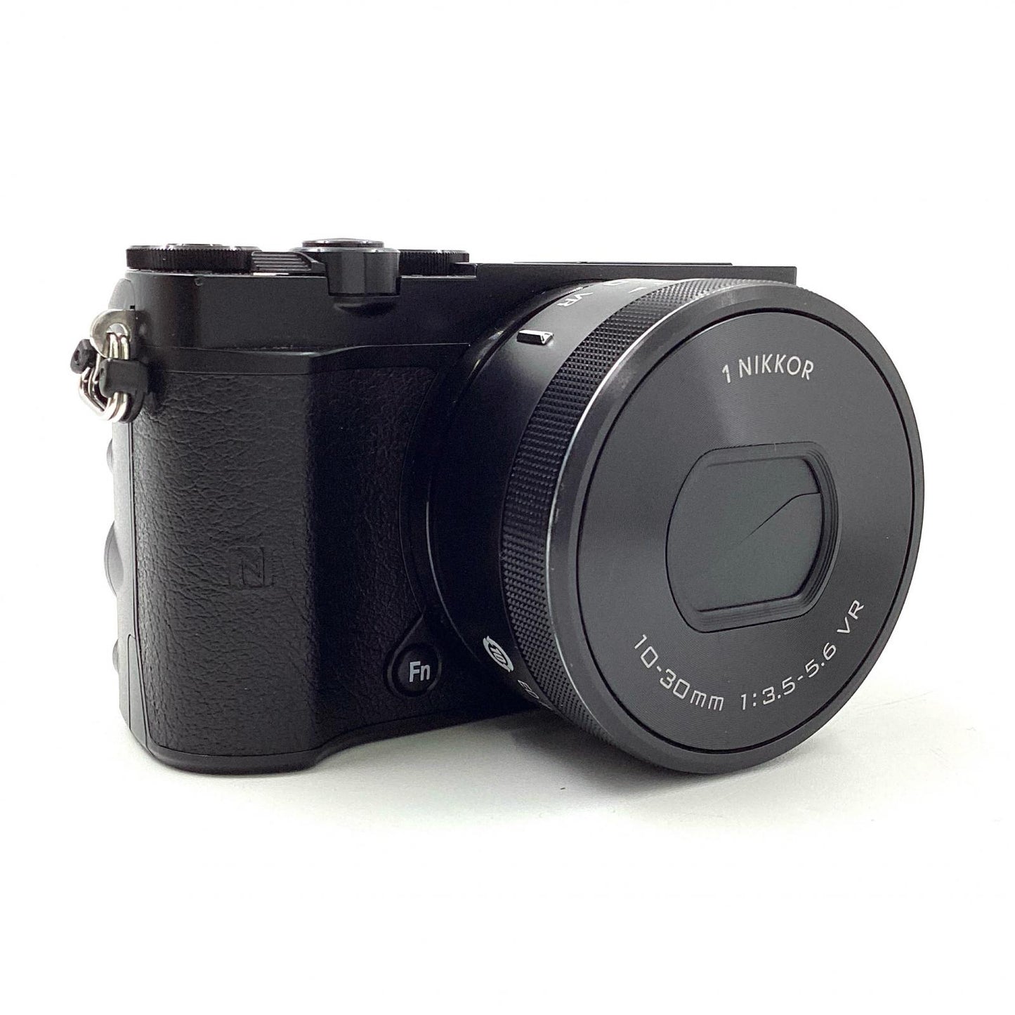 【全額返金保証】【最速発送】Nikon デジタル一眼 Nikon 1 J5 ダブルレンズキット ブラック 美品 動作確認済