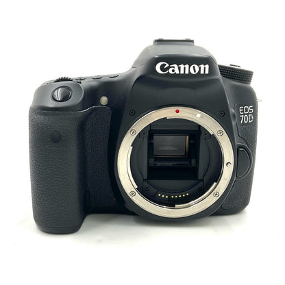 【全額返金保証】【最速発送】Canon デジタル一眼 EOS 70D EF-S18-135 IS STM レンズキット ブラック 動作確認済