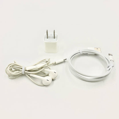 【全額返金保証】【最速発送】Apple iPhone iPhone 7 32GB シルバー au SIMフリー 白ロム 美品 動作確認済 86%