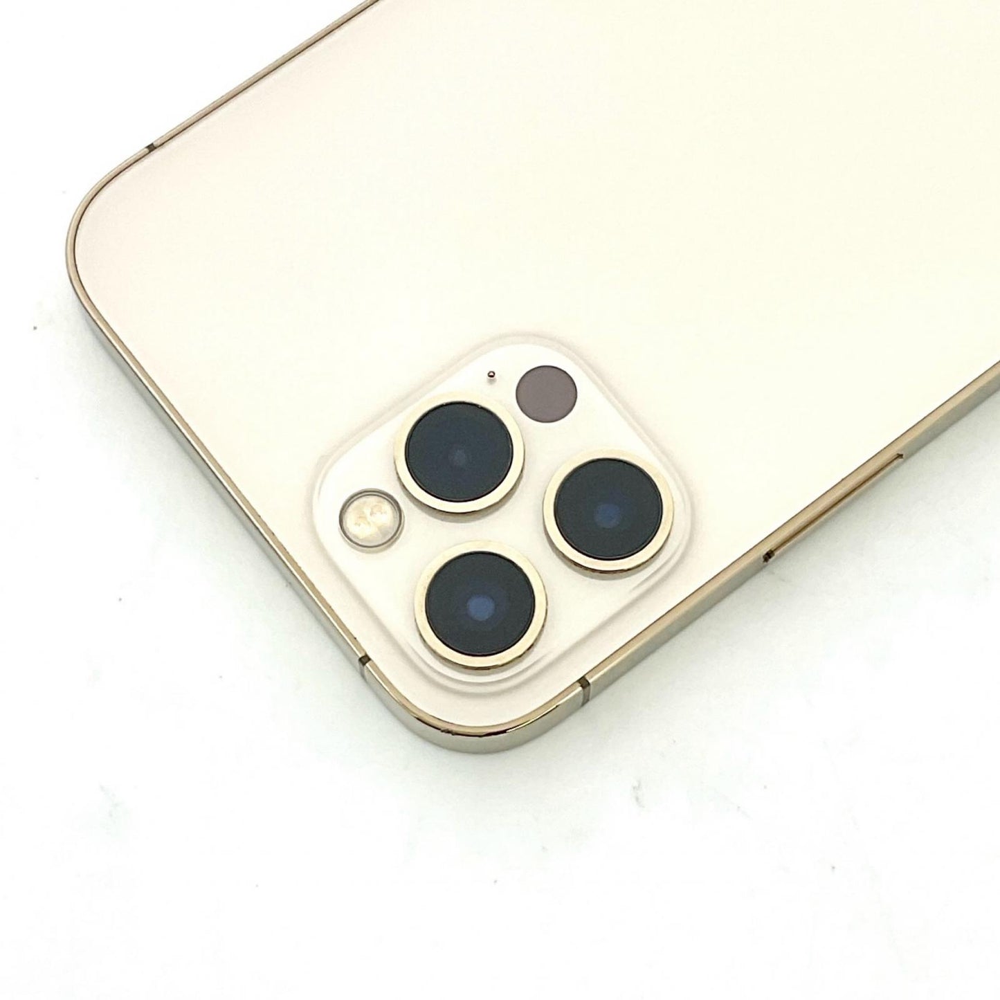 【全額返金保証】【最速発送】Apple iPhone iPhone 12 Pro 128GB ゴールド au SIMフリー 白ロム 動作確認済 81%