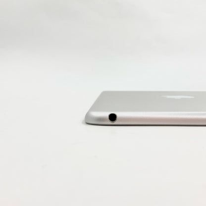 【全額返金保証】【最速発送】Apple iPad mini 7.9インチ 第5世代 64GB シルバー Wi-Fi 動作確認済
