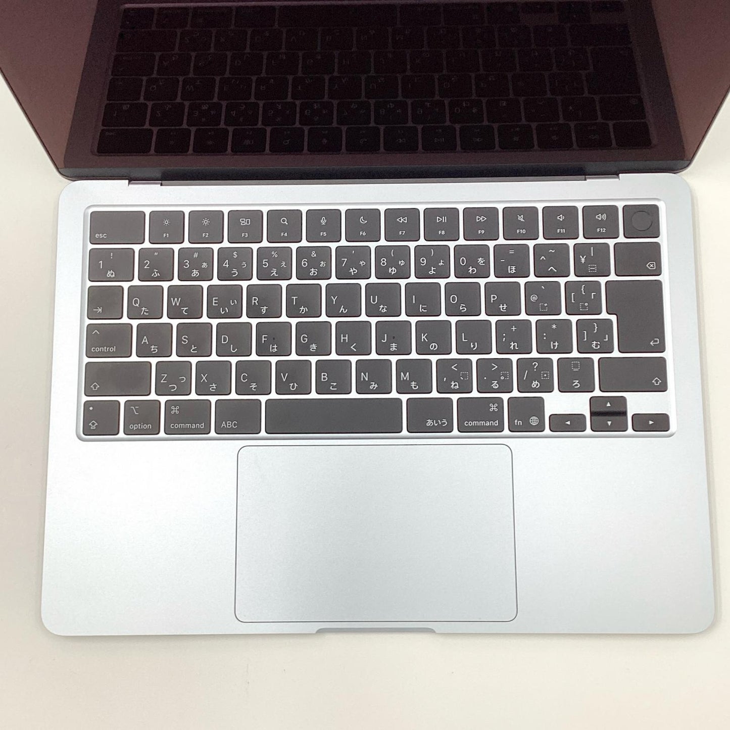 【全額返金保証】【最速発送】Apple MacBook Air 13インチ 2025 Apple M4 16GB SSD 256GB シルバー 100% 超美品 動作確認済