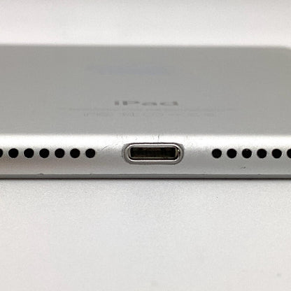 【全額返金保証】【最速発送】Apple iPad mini 7.9インチ 第4世代 16GB シルバー Wi-Fi 動作確認済