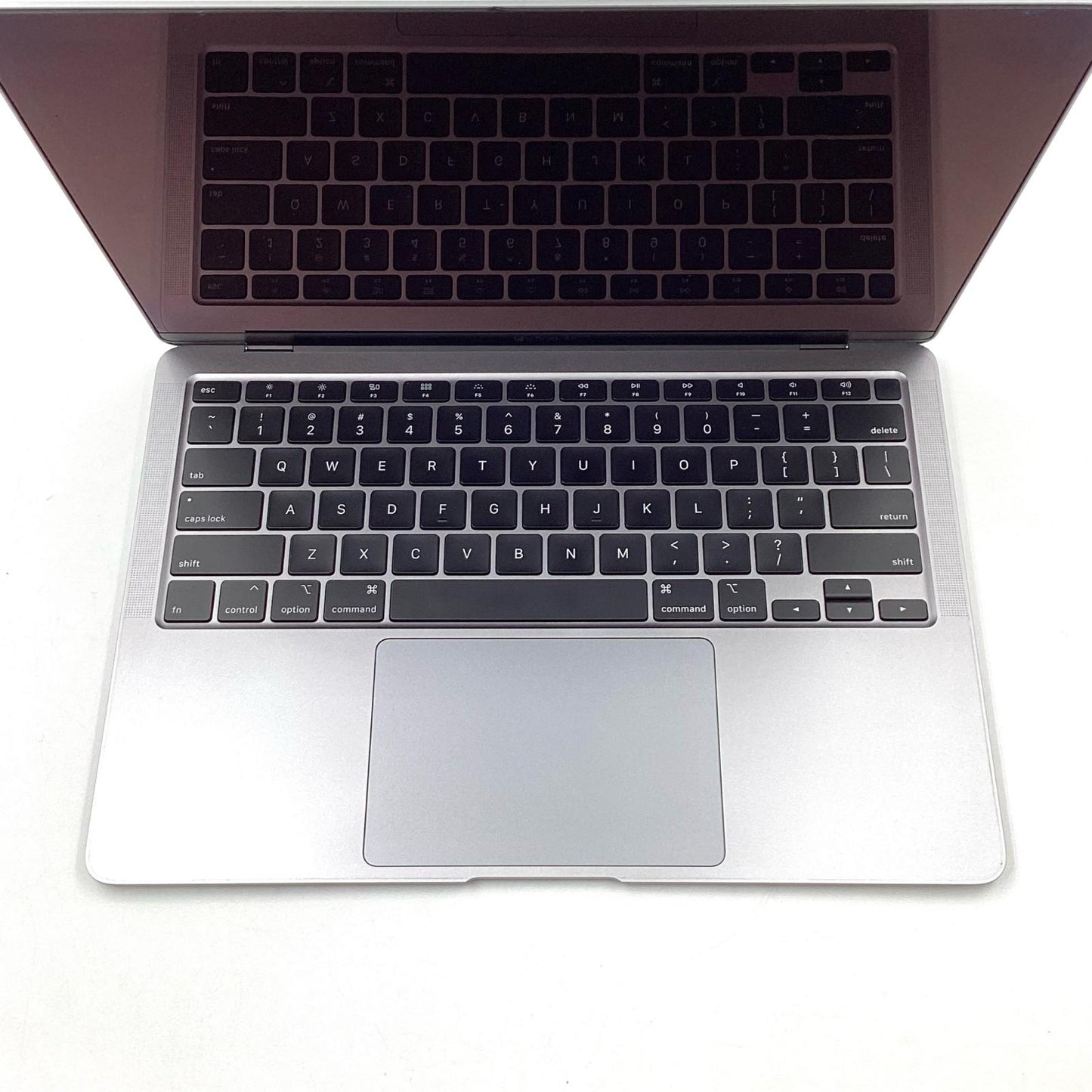 【全額返金保証】【最速発送】Apple MacBook Air 13.3インチ 2020 1.1GHz クアッドコア Intel Core i5 16GB SSD 256GB スペースグレイ 84.2% 動作確認済