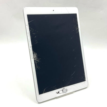 【最速発送】Apple iPad iPad 10.2インチ 第8世代 32GB シルバー Wi-Fi【難有】
