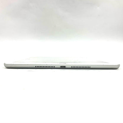 【最速発送】Apple iPad iPad 10.2インチ 第8世代 32GB シルバー Wi-Fi【難有】