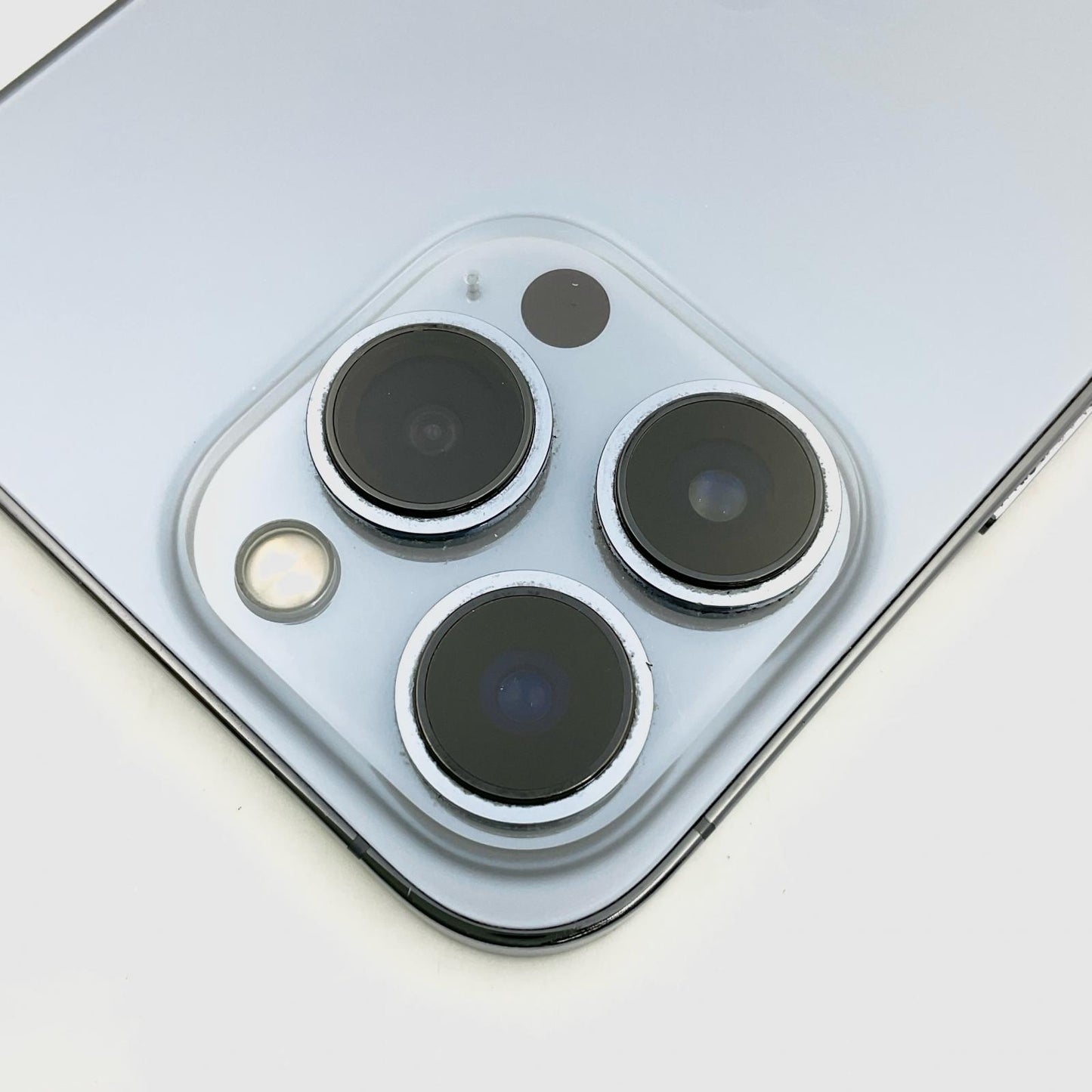 【全額返金保証】【最速発送】Apple iPhone iPhone 13 Pro 128GB シエラブルー docomo 白ロム 動作確認済 77%
