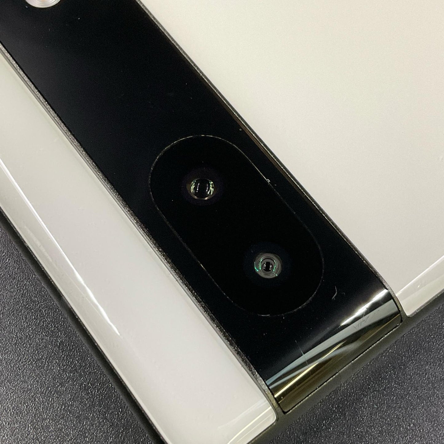 【全額返金保証】【最速発送】Google Pixel 6a 128GB Chalk au SIMフリー GB17L 白ロム 動作確認済
