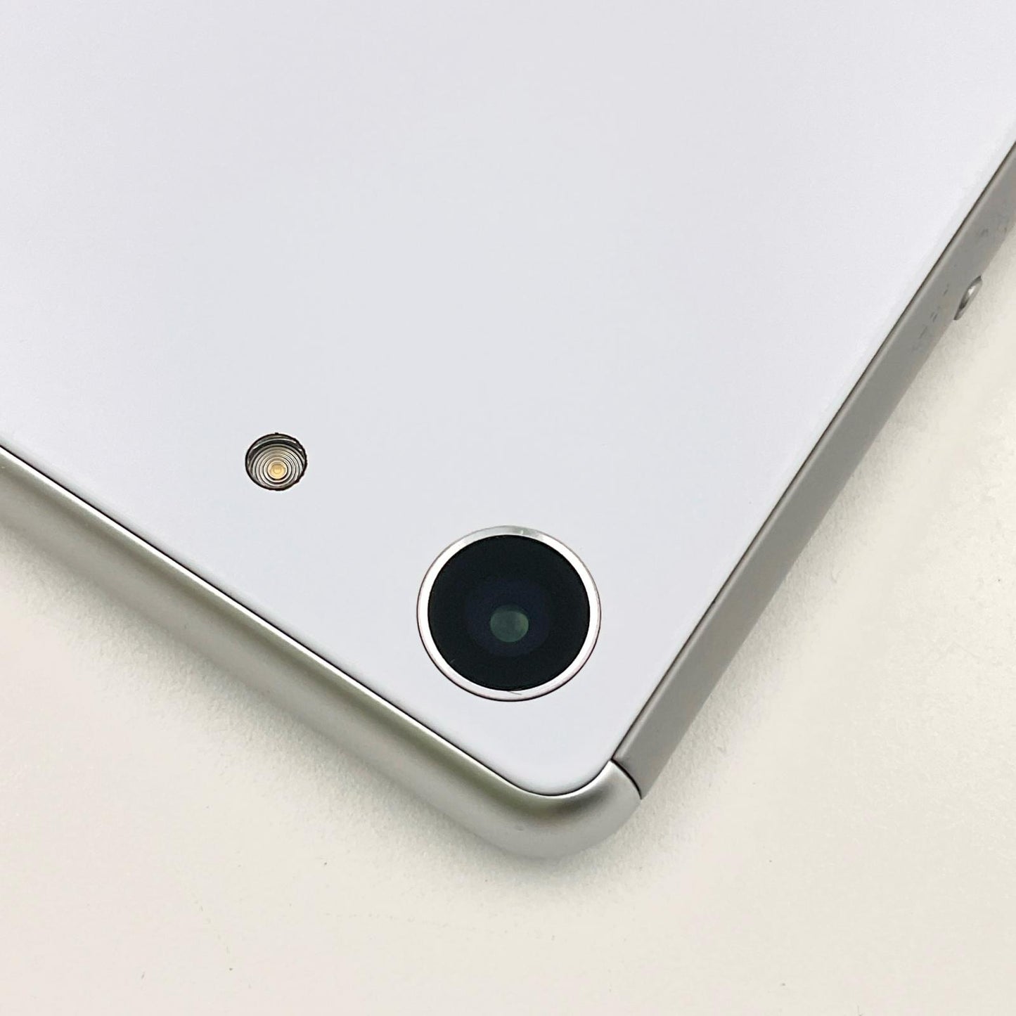 【全額返金保証】【最速発送】Sony Xperia Ace 64GB ホワイト 楽天モバイル J3173 白ロム 動作確認済