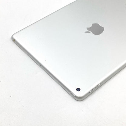 【全額返金保証】【最速発送】Apple iPad iPad 10.2インチ 第9世代 64GB シルバー Wi-Fi 動作確認済