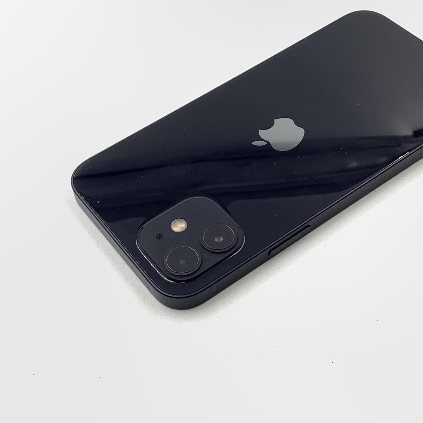 【全額返金保証】【最速発送】Apple iPhone iPhone 12 256GB ブラック au 白ロム 動作確認済 81%