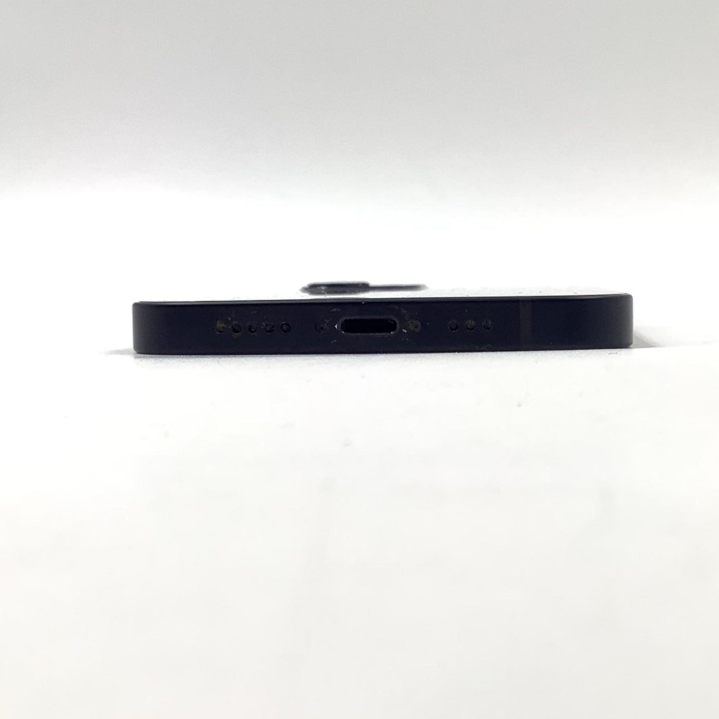【全額返金保証】【最速発送】Apple iPhone iPhone 12 256GB ブラック au 白ロム 動作確認済 81%