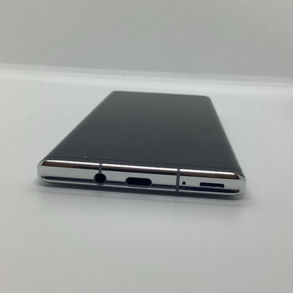 【全額返金保証】【最速発送】SHARP AQUOS R6 128GB ホワイト docomo SIMフリー SH-51B 白ロム 超美品 動作確認済