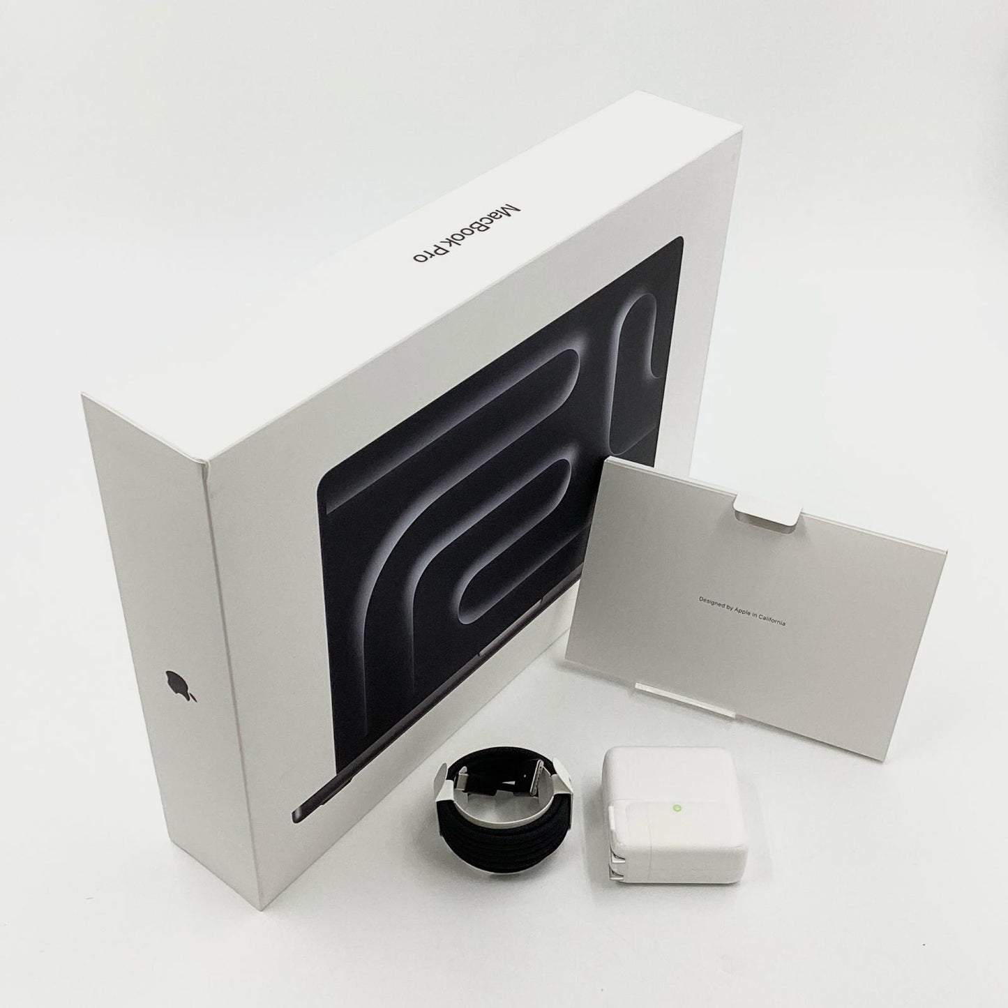 【全額返金保証】【最速発送】Apple MacBook Pro 14インチ 2024 Apple M4 Pro 24GB SSD 512GB スペースブラック 100% 超美品 動作確認済