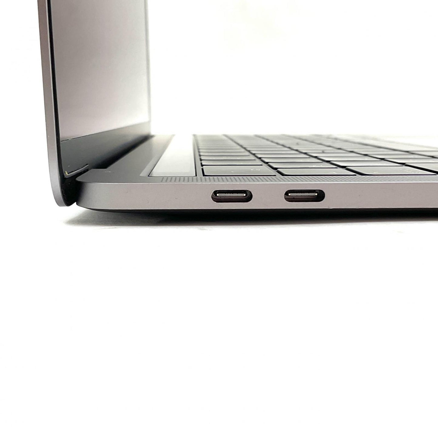 【全額返金保証】【最速発送】Apple MacBook Two Thunderbolt 3 ports Air 13.3インチ 2019 1.4GHz Intel Core i5 8GB SSD 256GB スペースグレイ 91.6% 動作確認済