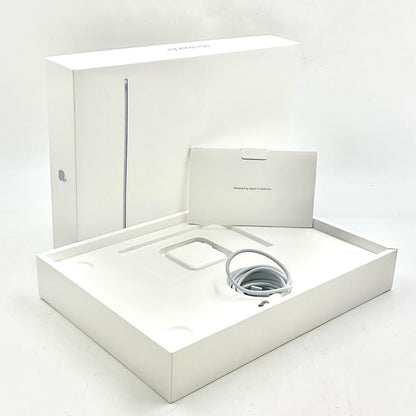 【全額返金保証】【最速発送】Apple MacBook Air 13.6インチ 2025年 Apple M4 16GB SSD 256GB スカイブルー 100% 超美品 動作確認済