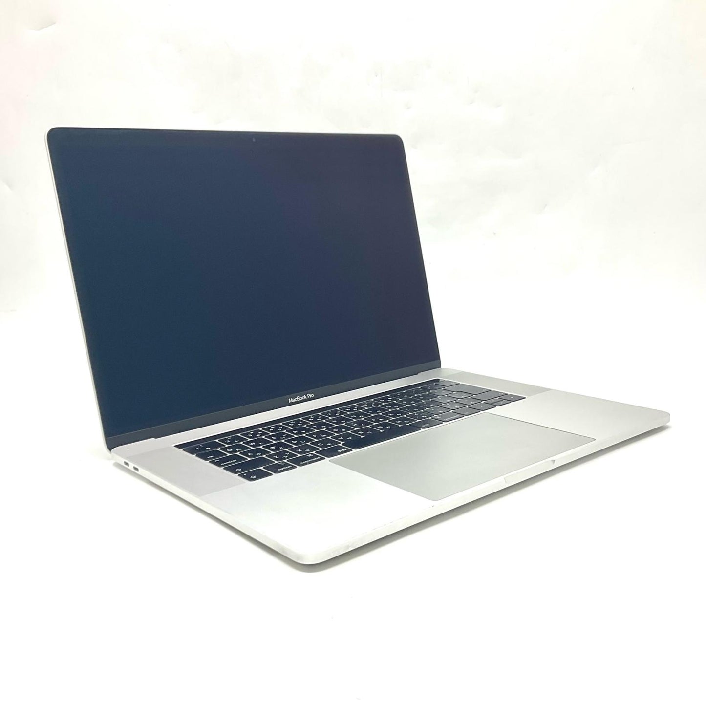 【全額返金保証】【最速発送】Apple MacBook Pro 15インチ 2019 6コア Intel Core i7 16GB SSD 256GB シルバー 85.5% 動作確認済