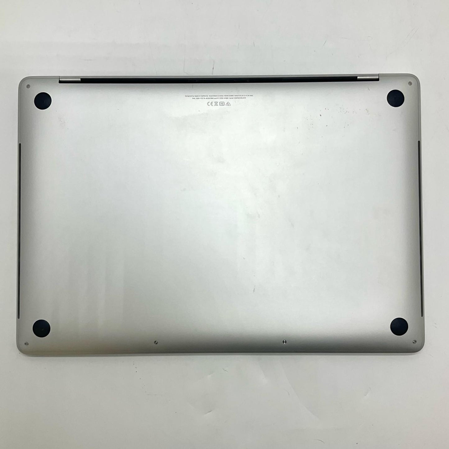 【全額返金保証】【最速発送】Apple MacBook Pro 15インチ 2019 6コア Intel Core i7 16GB SSD 256GB シルバー 85.5% 動作確認済