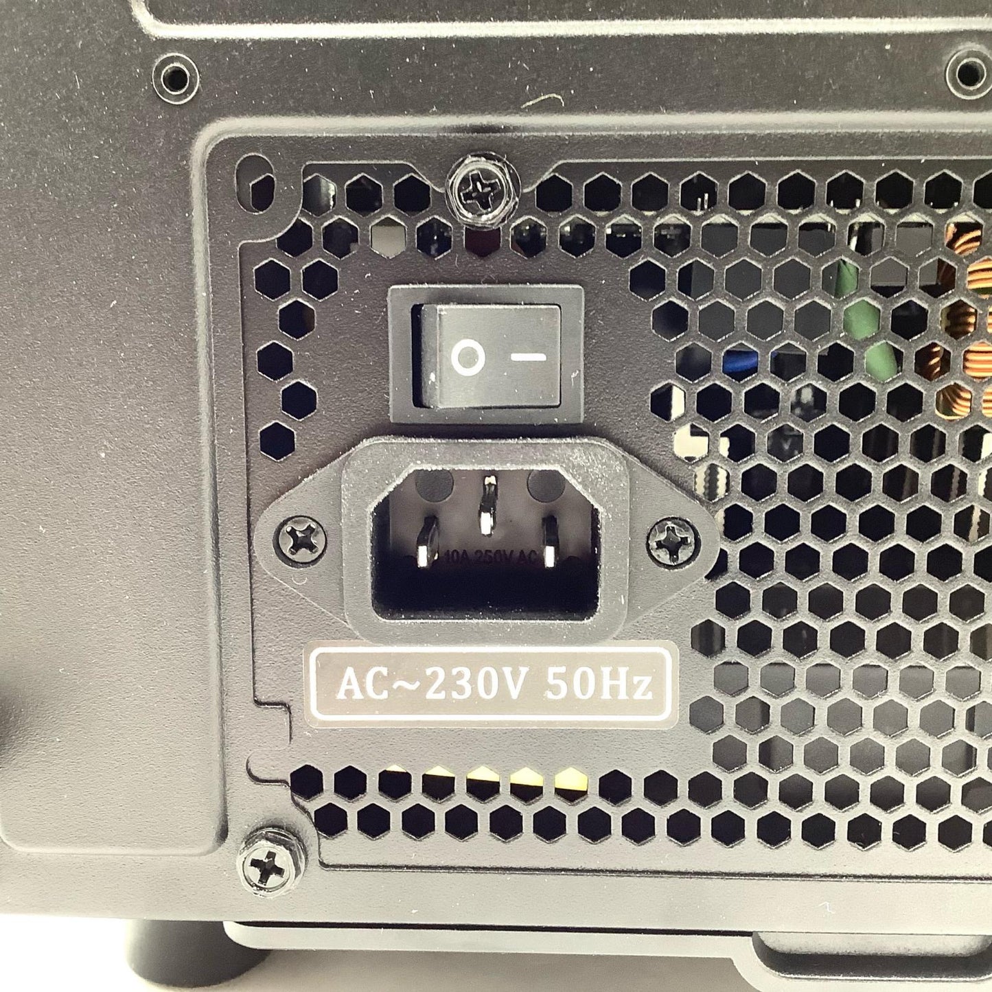 【最速発送】自作PC ゲーミングPC Ryzen 7 5700X 3.40GHz 16GB M.2 SSD 1TB GeForce RTX 4060【難有】
