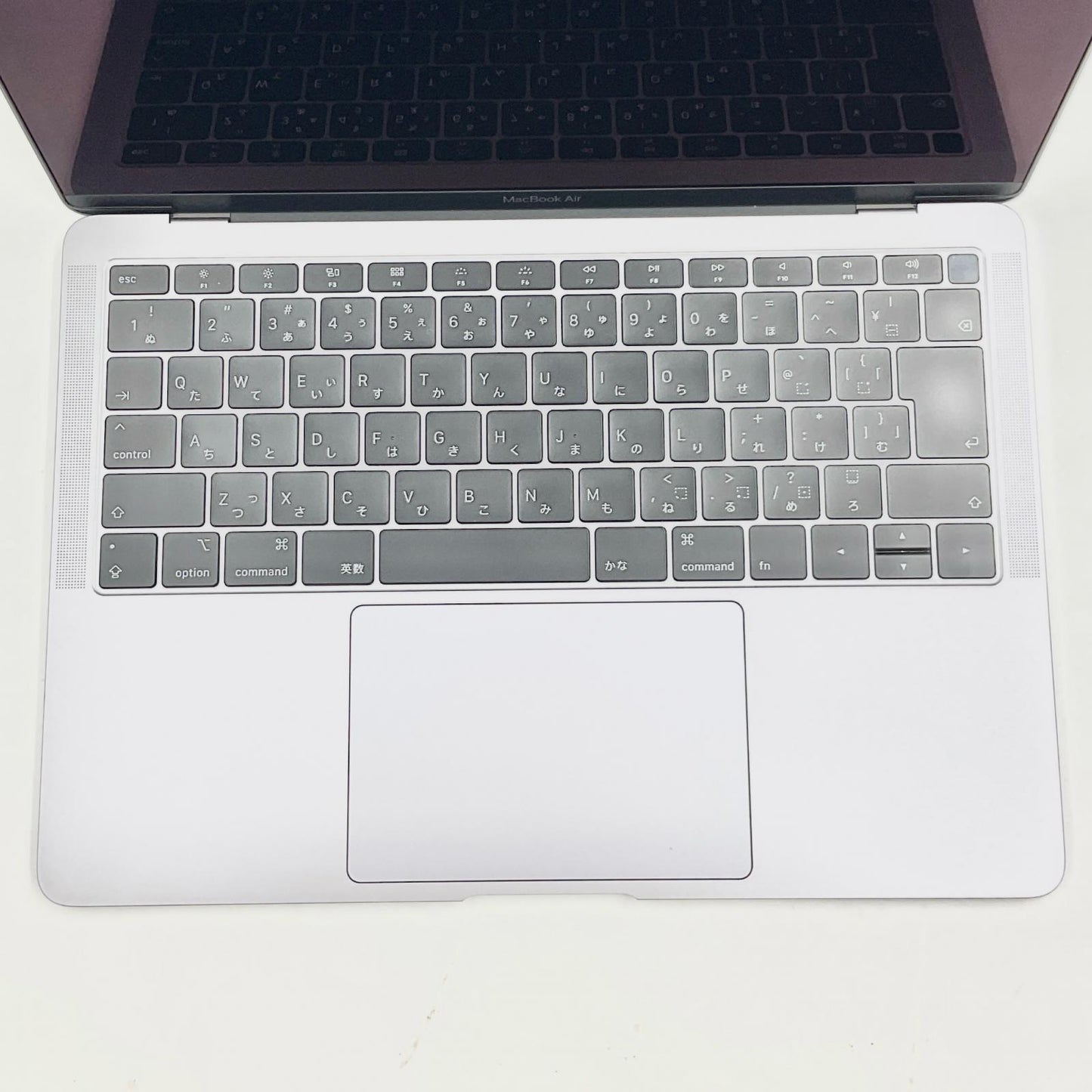 【全額返金保証】【最速発送】Apple MacBook Air 13.3インチ 2019 1.6 GHz デュアルコア Intel Core i5 8GB SSD 256GB スペースグレイ 81.3% 動作確認済