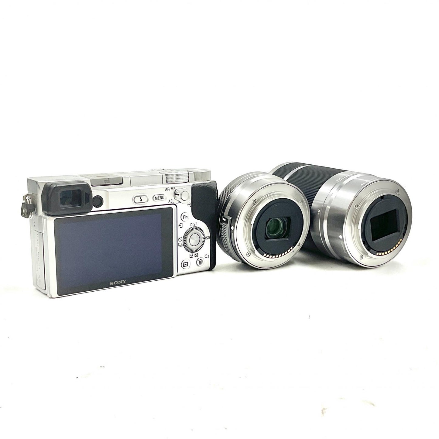 【全額返金保証】【最速発送】Sony デジタル一眼 α6400 ILCE-6400Y ダブルズームレンズキット シルバー 動作確認済