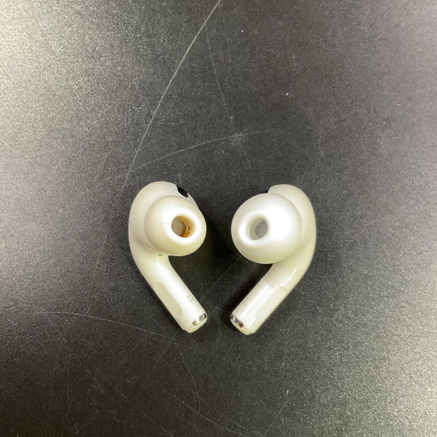【全額返金保証】【最速発送】Apple AirPods Pro 1 with MagSafe Charging Case 動作確認済