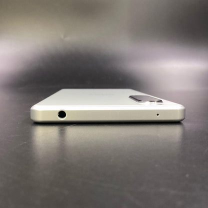 【全額返金保証】【最速発送】Sony Xperia 1 II 128GB ホワイト au SOG01 白ロム 動作確認済