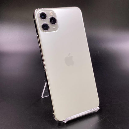 【全額返金保証】【最速発送】Apple iPhone iPhone 11 Pro Max 256GB シルバー docomo 白ロム 動作確認済 77%