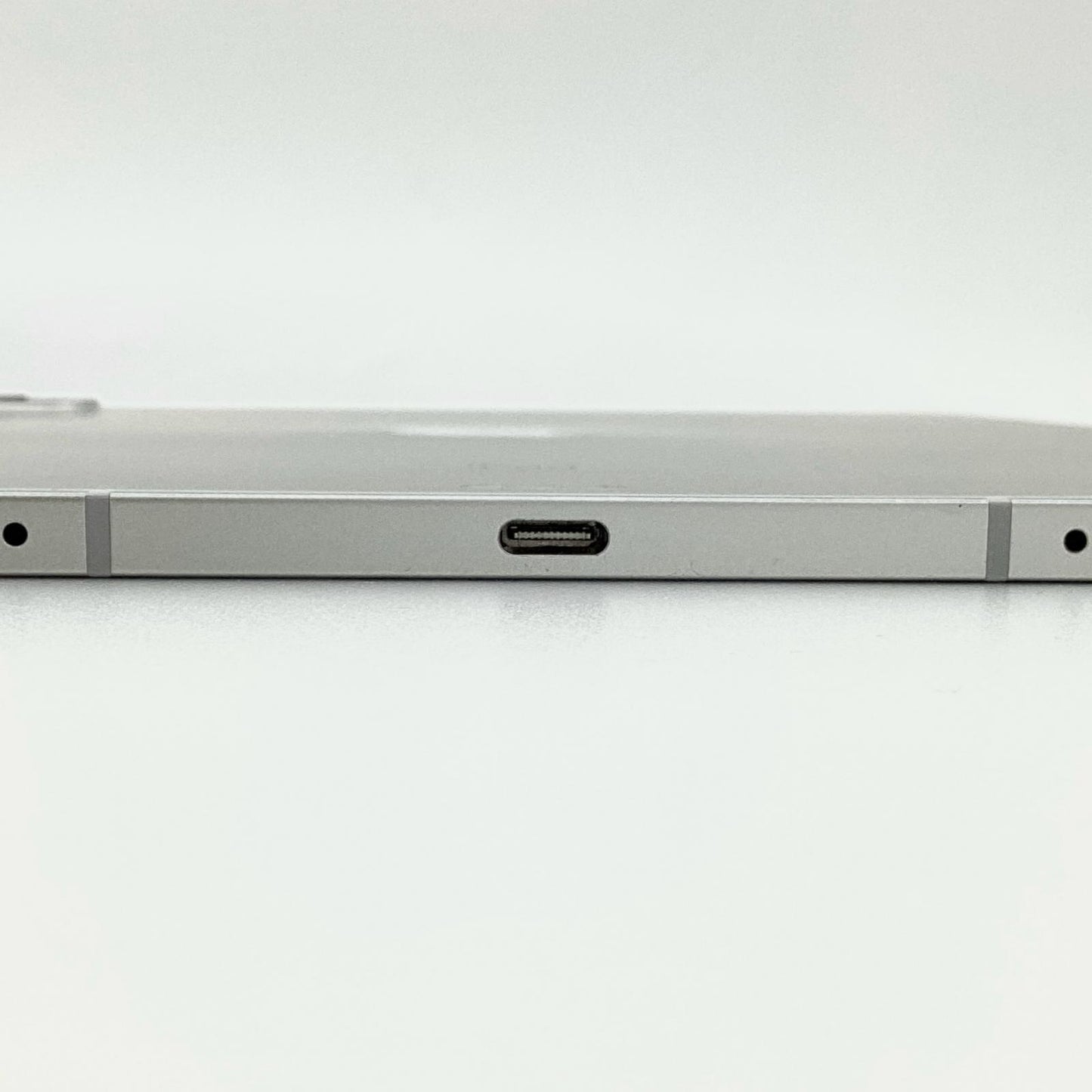 【全額返金保証】【最速発送】Apple iPad iPad Pro 12.9インチ 第5世代 256GB シルバー WiFi+Cellular SIMフリー 白ロム 動作確認済