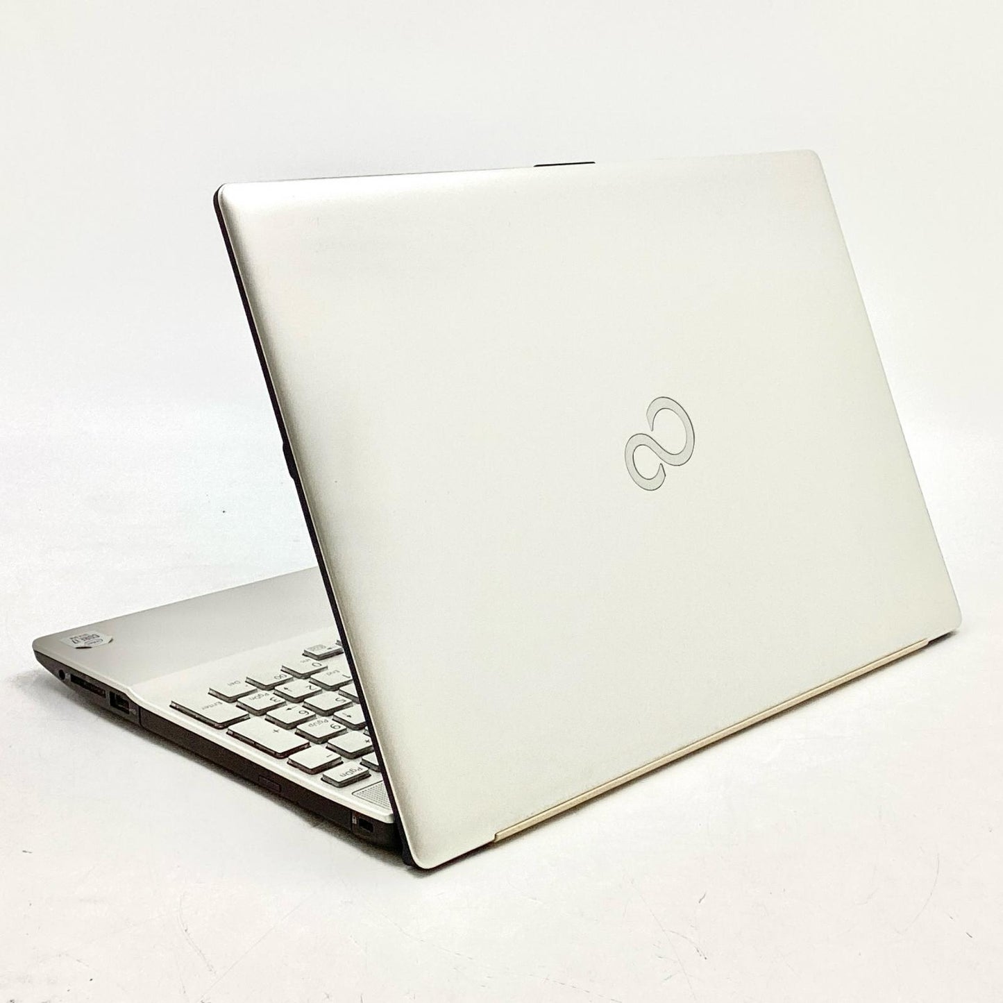 【最速発送】FUJITSU LIFEBOOK AH55/E2 FMVA55E2GC Intel(R) Core(TM) i7-10510U CPU @ 1.80GHz 2.30GHz 8GB M.2 SSD 512GB 43.4%【難有】