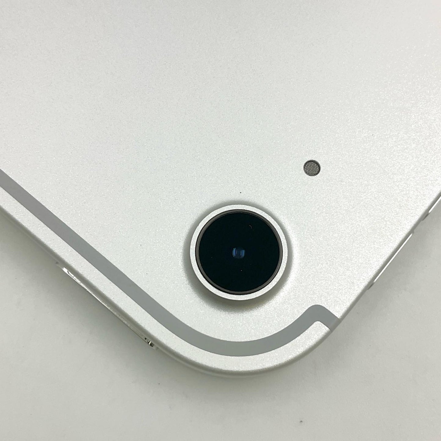 【全額返金保証】【最速発送】Apple iPad iPad 10.9インチ 第10世代 64GB シルバー WiFi+Cellular au SIMフリー 動作確認済