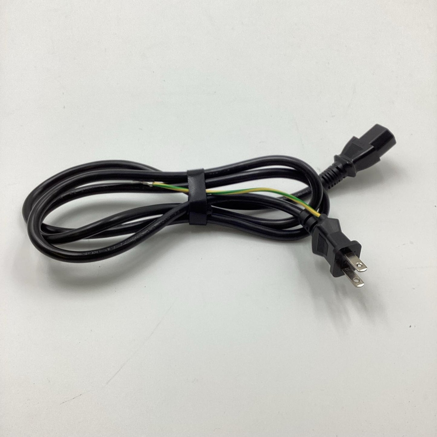 【全額返金保証】【最速発送】MouseComputer NEXTGEAR JGA7G7AB6ADC AMD Ryzen 7 7700 8-Core Processor 3.80GHz 32GB M.2 SSD 1TB NVIDIA GeForce RTX 4070 Ti SUPER 超美品 動作確認済