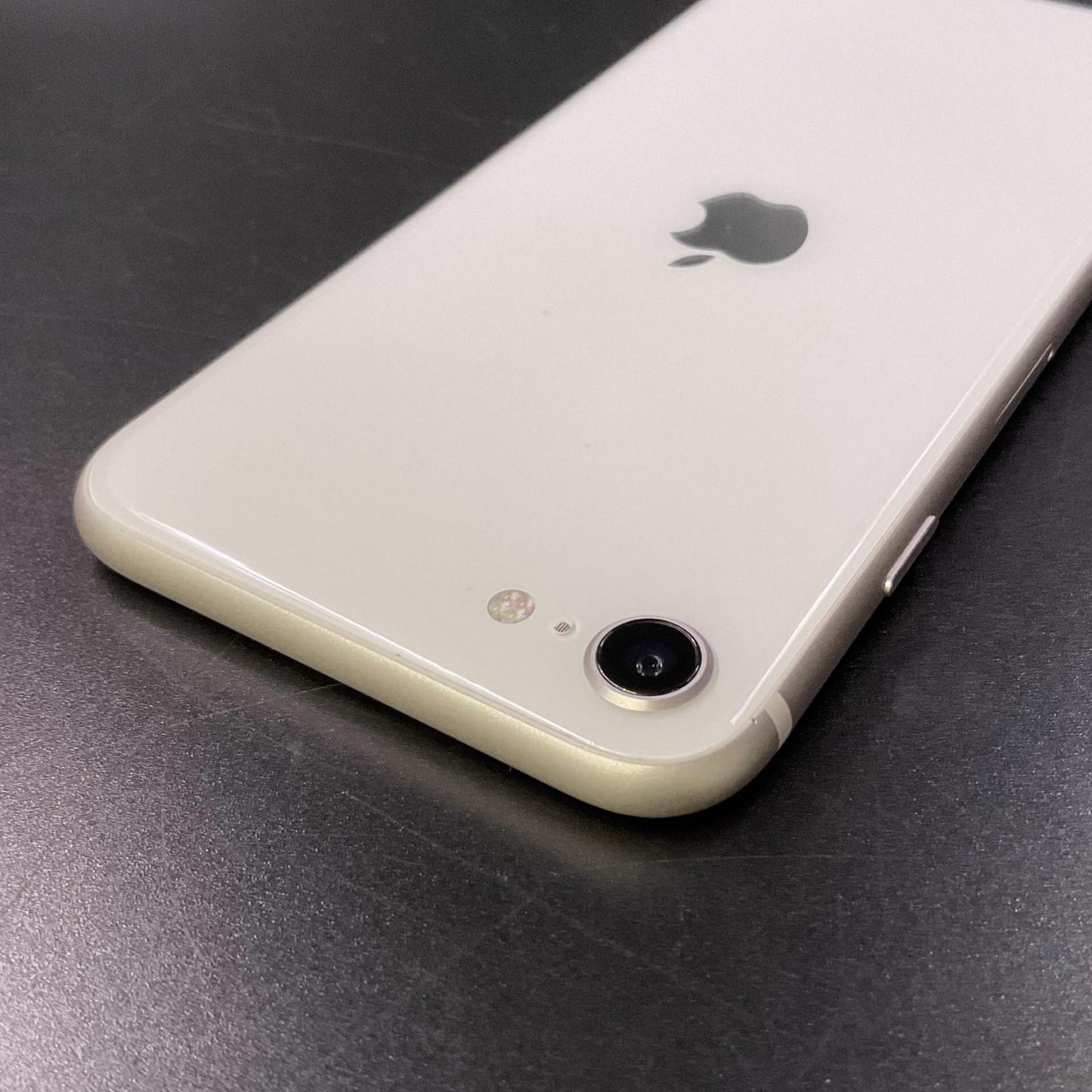 【全額返金保証】【最速発送】Apple iPhone iPhone SE（第3世代） 128GB スターライト SIMフリー 白ロム 美品 動作確認済 87%