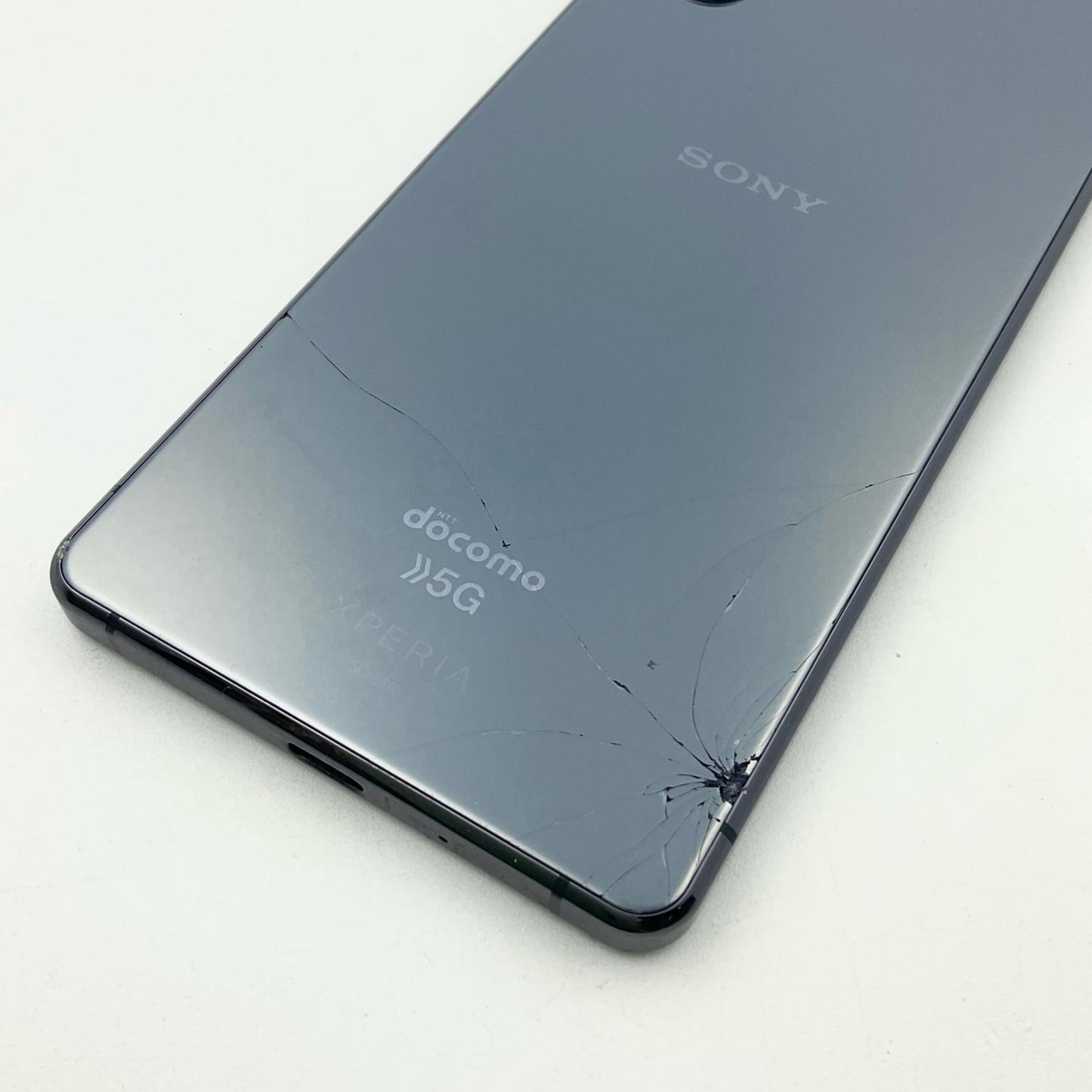 【全額返金保証】【最速発送】Sony Xperia 1 II 128GB パープル docomo SO51Aa 白ロム 動作確認済