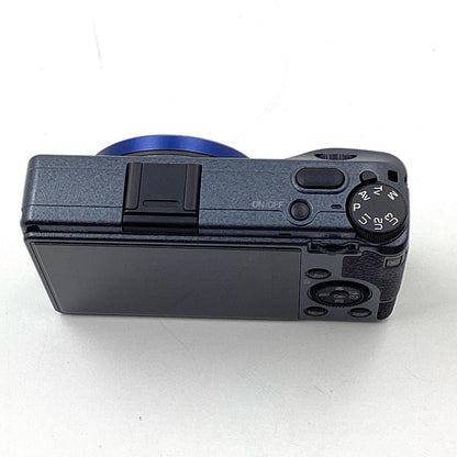 【全額返金保証】【最速発送】RICOH コンパクトデジタルカメラ RICOH GR IIIx Urban Edition 超美品 動作確認済