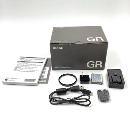 【全額返金保証】【最速発送】RICOH コンパクトデジタルカメラ RICOH GR IIIx Urban Edition 超美品 動作確認済